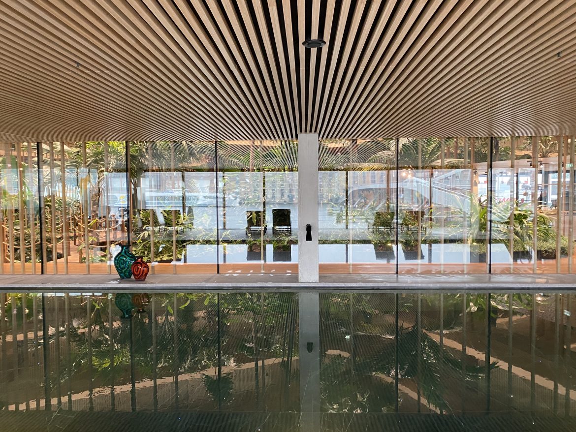 Pool The Jakarta Hotel Amsterdam green city guide